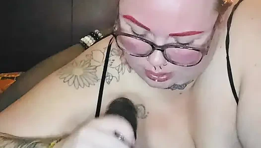 Tombul beyaz Aubrey_bigbabe304 trotzillathegod ile görevi anlıyor