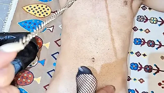 Mistress nylon feet cumshot