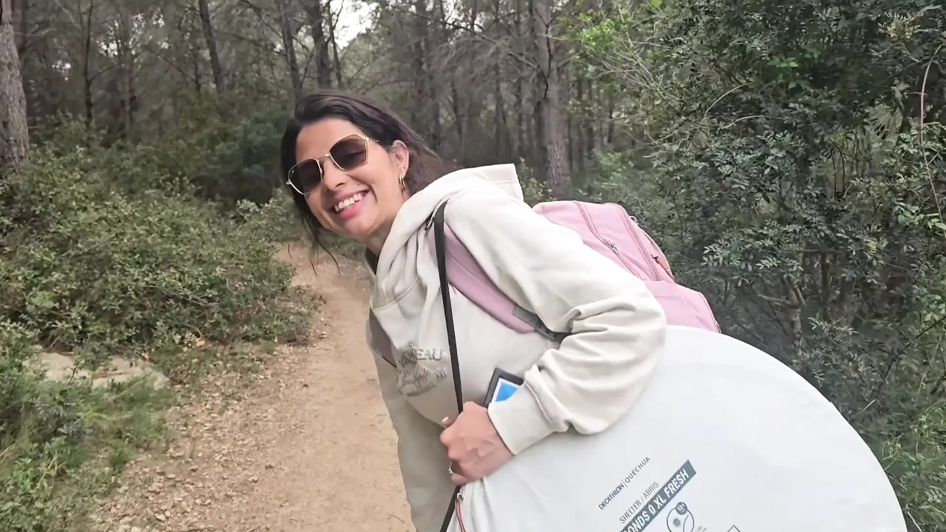 Hot girl has sex in the jungle in public and receives a cumshot in her mouth