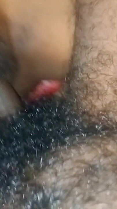 Desi Bhabhi ki BAL wala chut | Clip 1