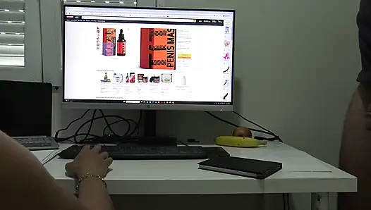 Gerçek üvey anne kendi üvey oğlu için penis büyütme ürünleri sipariş !!