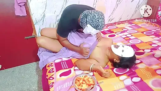 Ibu rumah tangga Tamil mergokin abang iparnya lagi nonton diam-diam saat lagi mandi dan lanjut menggodanya - audio lengkap bahasa tamil
