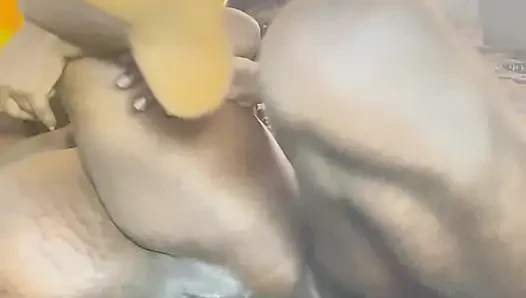 Memek becekku keluarin dari memekku sampai banjir