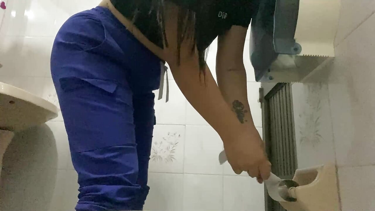 Nurse TRAPPED IN THE BATHROOM PISSING