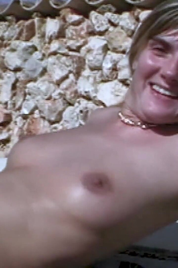The Hottest MILF Pee Paw of Mallorca