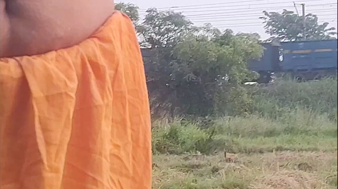 your nomita bhabhi ka amazin peeing