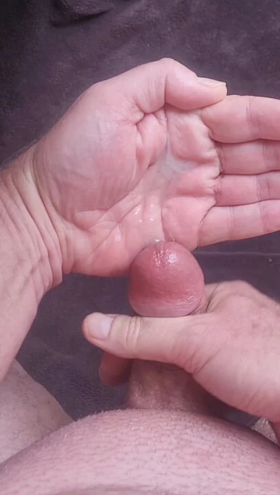 Masturbating so I can eat my own cum
