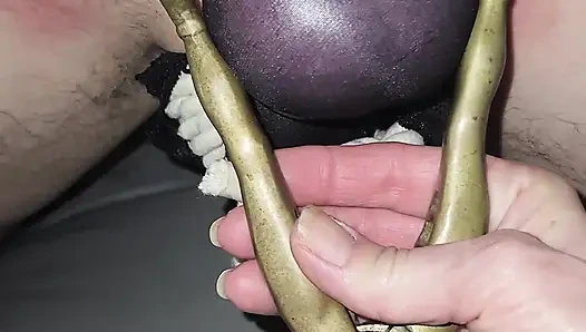 Хорошая девушка и яиц, пытки яиц в нейлоне, несколько веревок и пытки яиц