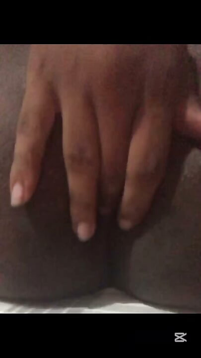 Horny ass fingering (ASMR) biggie