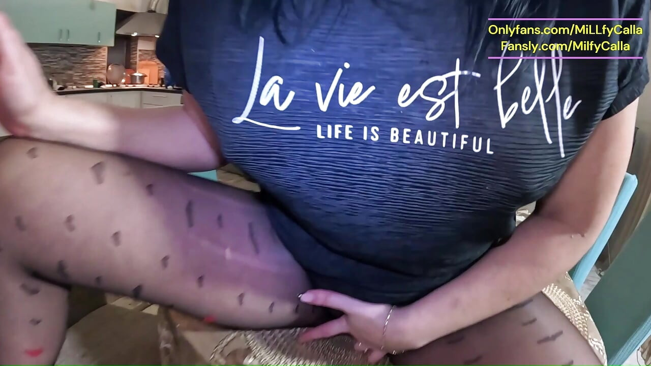 Tight Jeans Dance Slut Gagging Facefuck & Cum on My Tangas