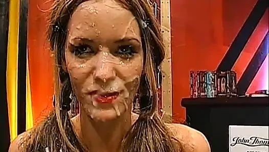 Yut Ve Sessiz Kal Üçlü Grup Seks