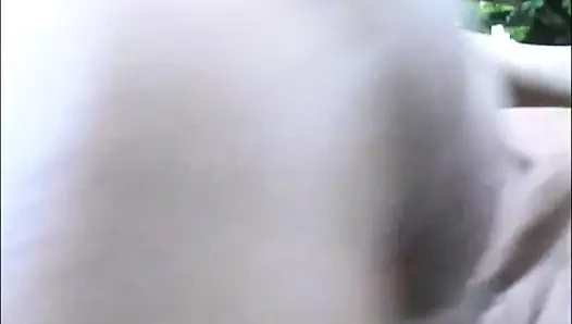 Federica adalah cewek hot rambut pirang dan teman-temannya adalah pelacur. Nyepong kontol sampai dicrot di mulut dan di-anal habis-habisan