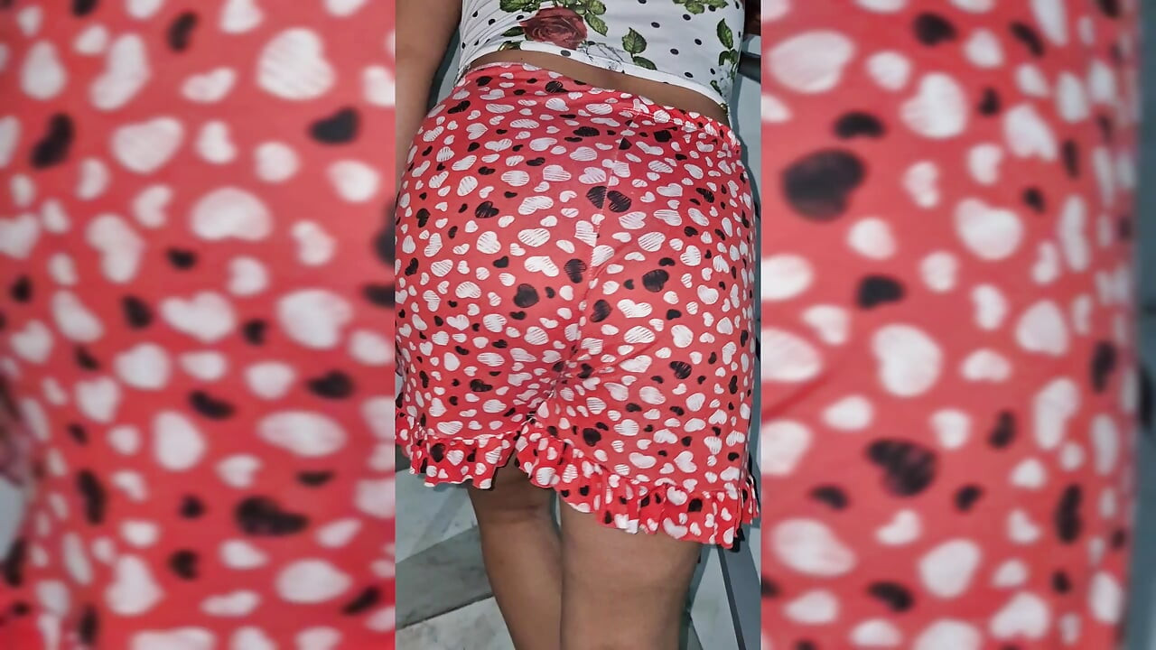 He Shows Me His House and Then I Hide in the Bathroom and Record It Naked. United States - American