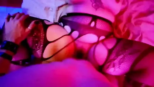 X13 Lateks ve Reyna Tirana - 1 - Otel Seks Video Kaseti 1