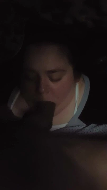 Busting a nut on a white bbw smut