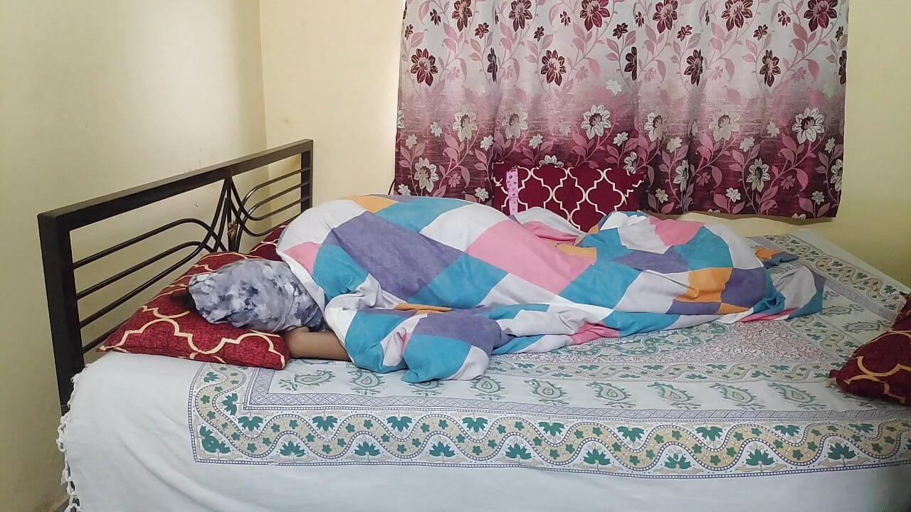 Rikswawala malkin ke sanghe marad ke ghar me na rahete achaa se chod delan full movie  hot porn HD 4K