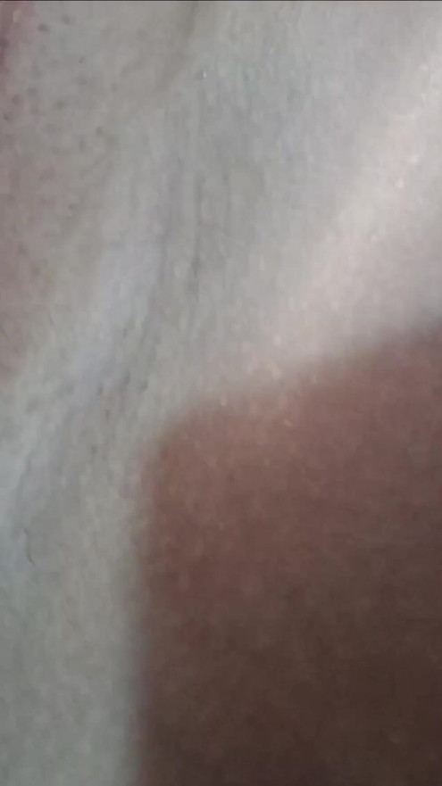Äta perfekt ung fitta med sprutande orgasm - EXTREM NÄRBILD ASMR | Klippa 2