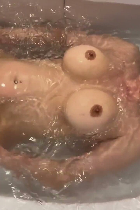 Breath Holing Underwater Without Covering My Nose