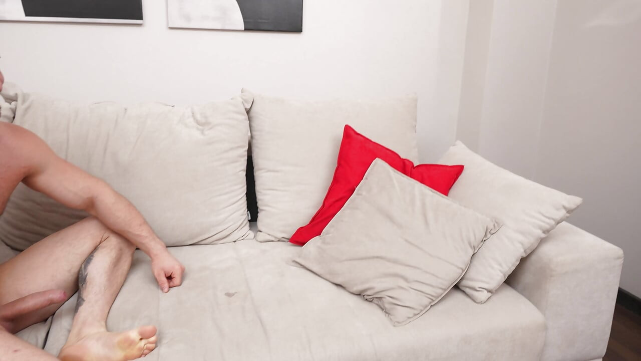 Si Dia Mempunyai Tempat Lain Untuk Pergi Malam Ini...