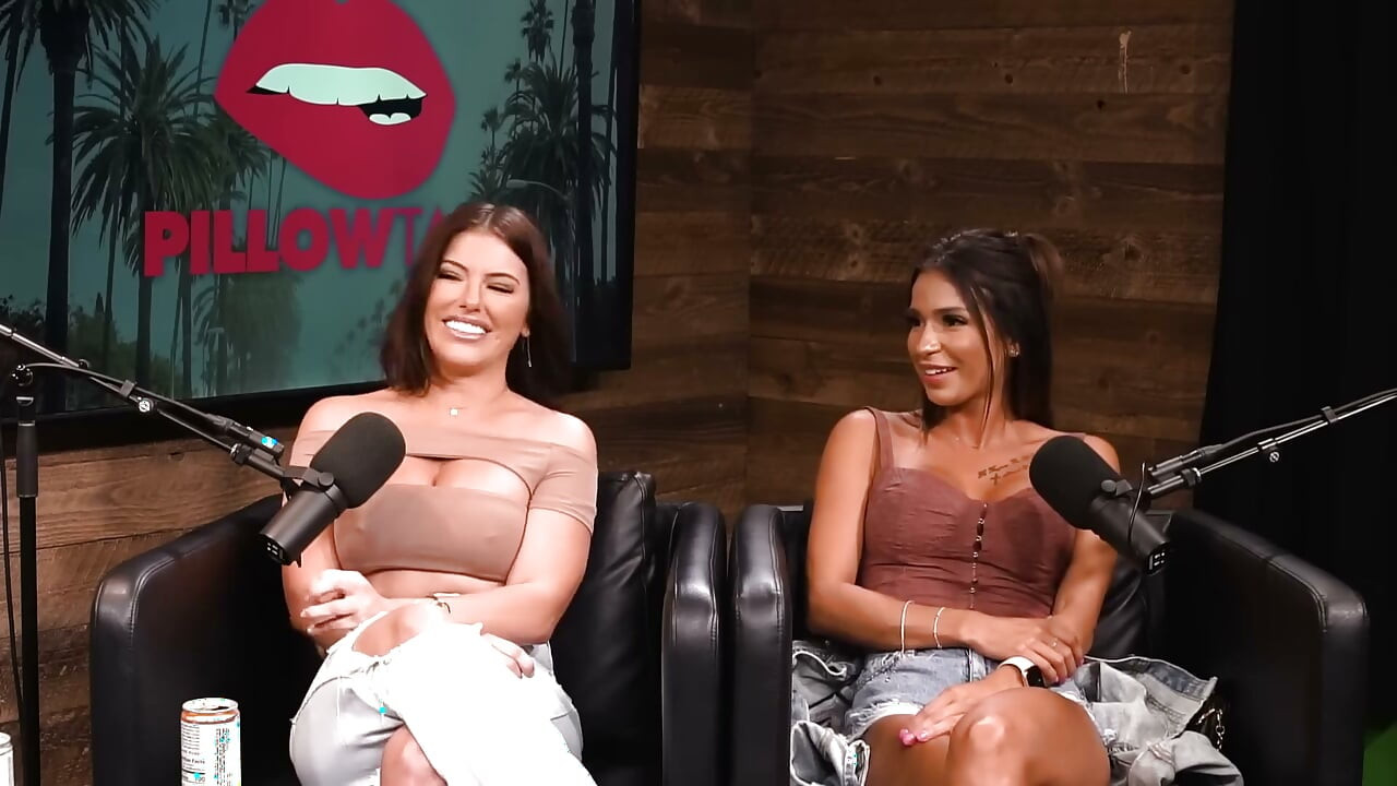 World's #1 Pornstar Adriana Chechik Fucks with Fans
