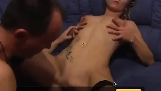 Attraktive Blonde Mutter in Strapsen Beim Sex Mit Ihrem Mann