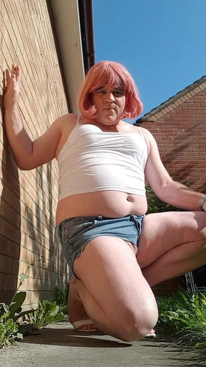 Sissy slut smoking