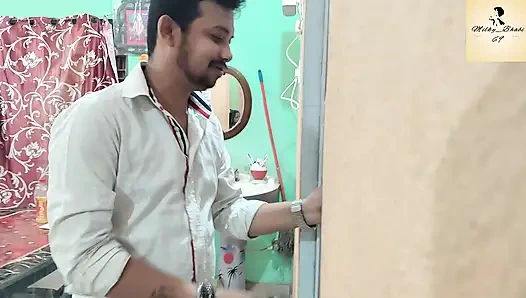 HUSBAND AND WIFE CELEBRATE THERE 5TH ANNIVERSARY WITH FULL ROMANCE AND FUCKING