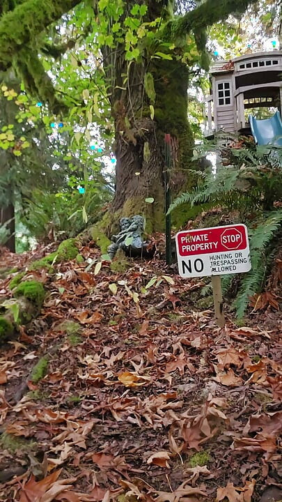 No Trespassing