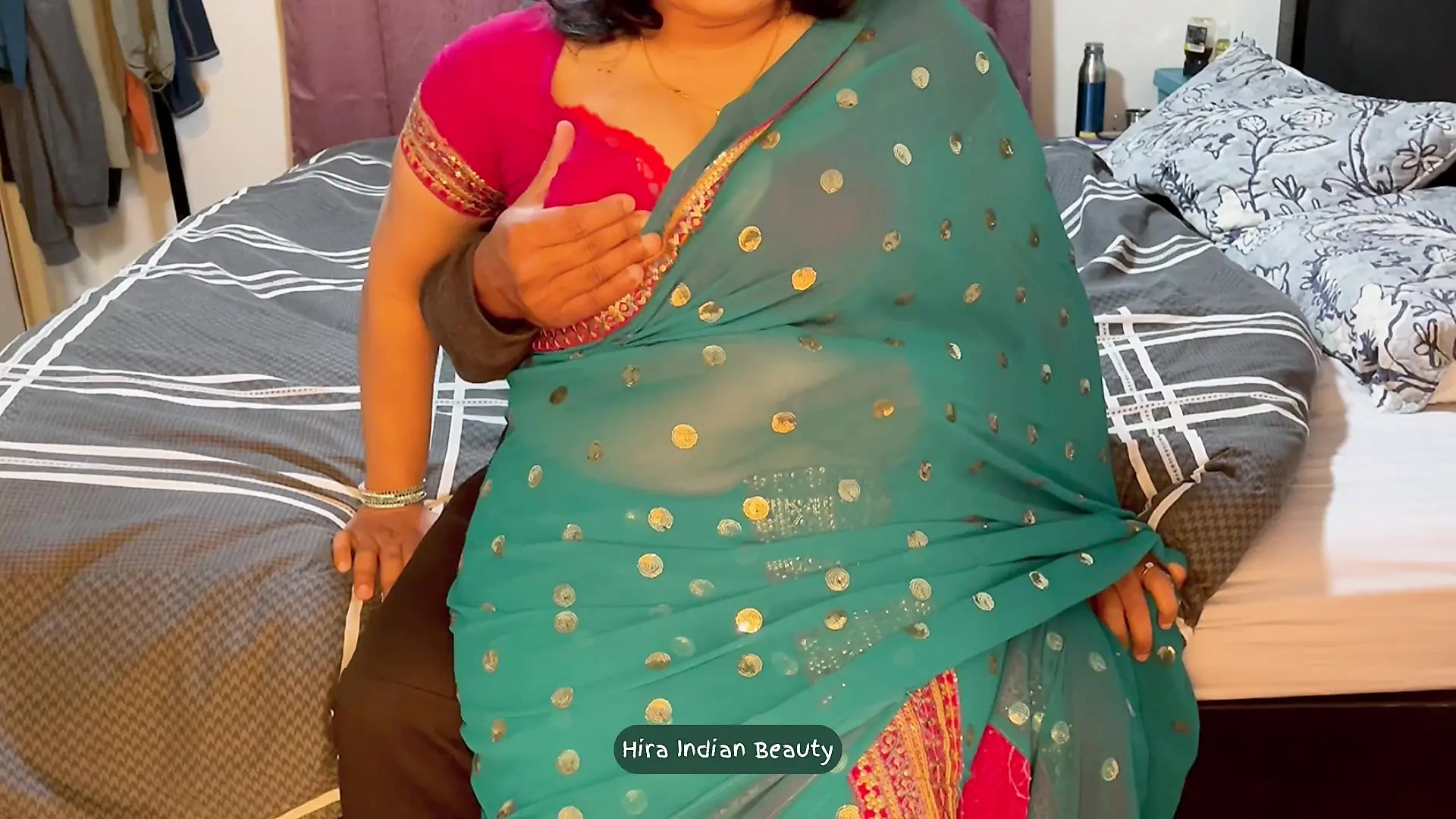 Best Erotic Muslim Saree Romance – Indian Bhabhi Pussy Licking, Fingering with Loud Moaning