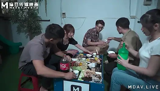 MD-0255 Середина осени, групповой секс при лунном свете