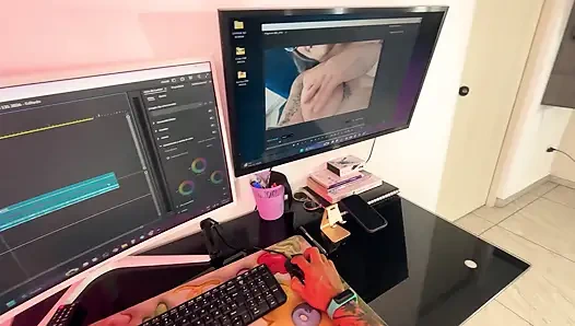 Отвлекая Мужа Во Время Работы: Неожиданный Минет И Кремпай В Офисе