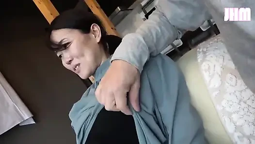 Secret Villa Escape with a Married Woman From the Lost Paradise - 1