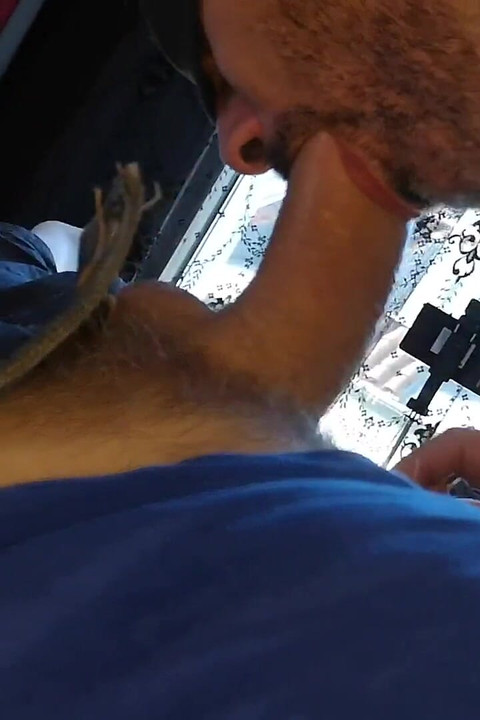 Playing with Deeptx1's Mouth and Feet