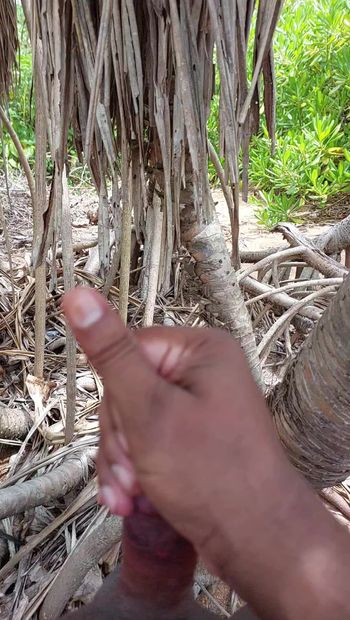Wichsen öffentlich strand nackter srilanka, fkk, umgebener singhalesischer junge