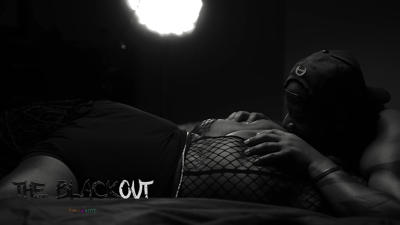 Blackout episodul 1 Fy Kittylove