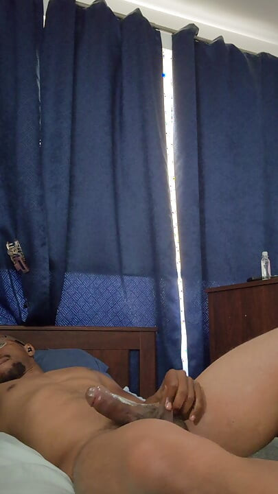 BBC thick and horny after gym that needs to cum