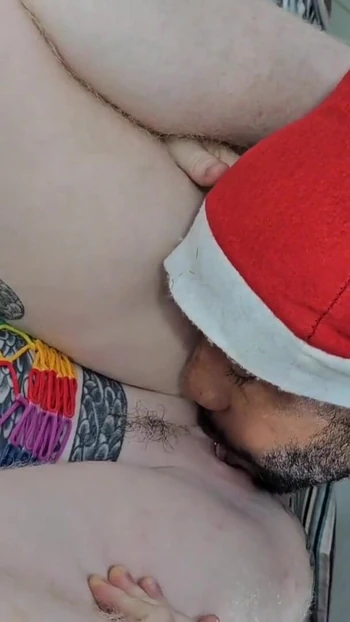 Moment à voir absolument de « pour que mon mari accepte d’aller à la fête de Noël, je devais lui donner mon cul »