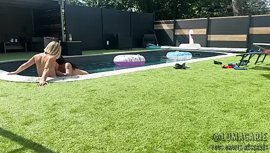 Arkadaşım Adélie Beni Parçalıyor