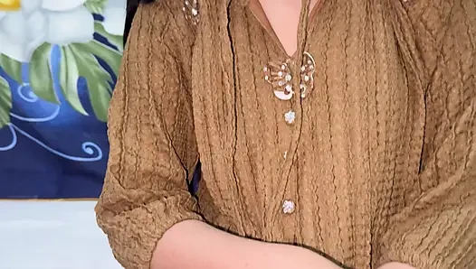 I HAD SEX WITH MY HOT SEXY GIRLFRIEND VISHALI FOR THE FIRST TIME IN A HOTEL ROOM.