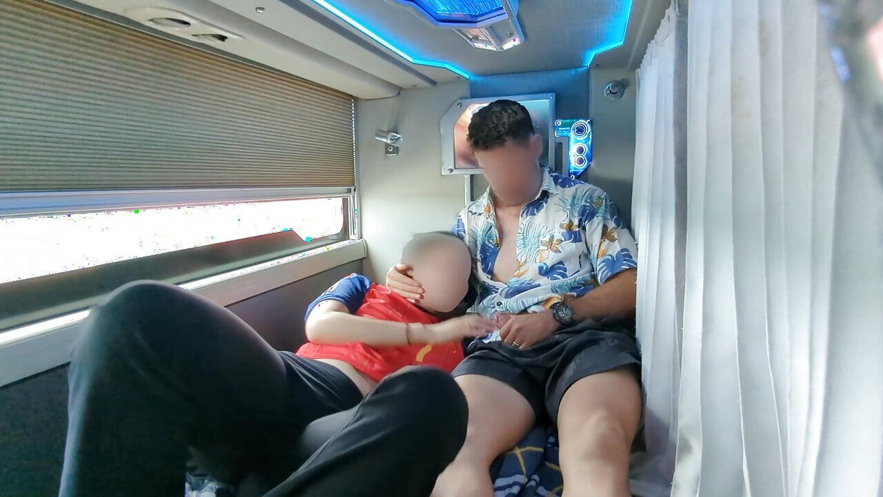 Hot Chinese girl caught masturbating in a public bus. Had sex with her and lets me cum inside!