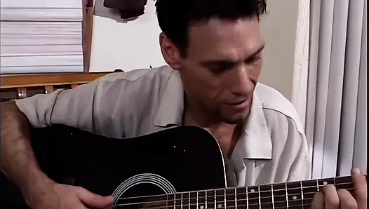 Никогда не занимался сексом с четырьмя чернокожими