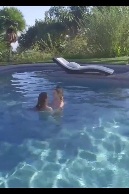 Süper model lezbiyenlerin büyük mücadelesi!! - (Mücadele #07)