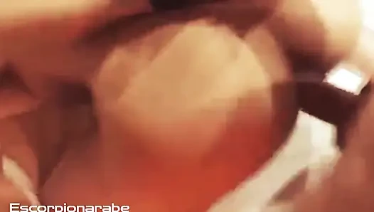 Sadakatsiz köle kocası tarafından cezalandırılıyor