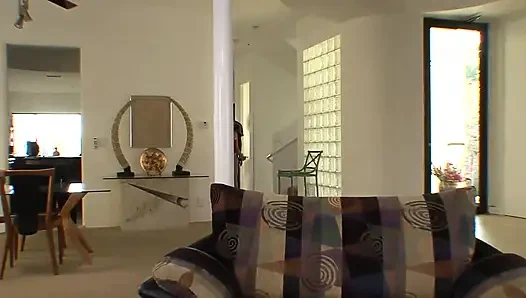 Siyah üvey erkek kardeşimle sikiştim
