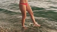 SugarNadya shows off her hot shape while on vacation