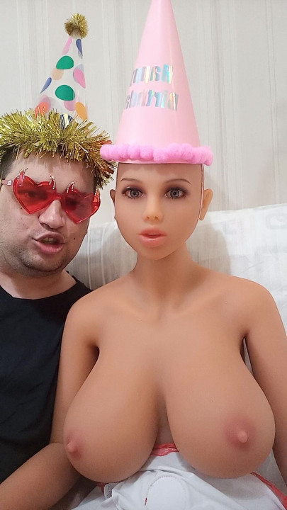 Vasile Mondialu blonde good Romania June 1, 2026