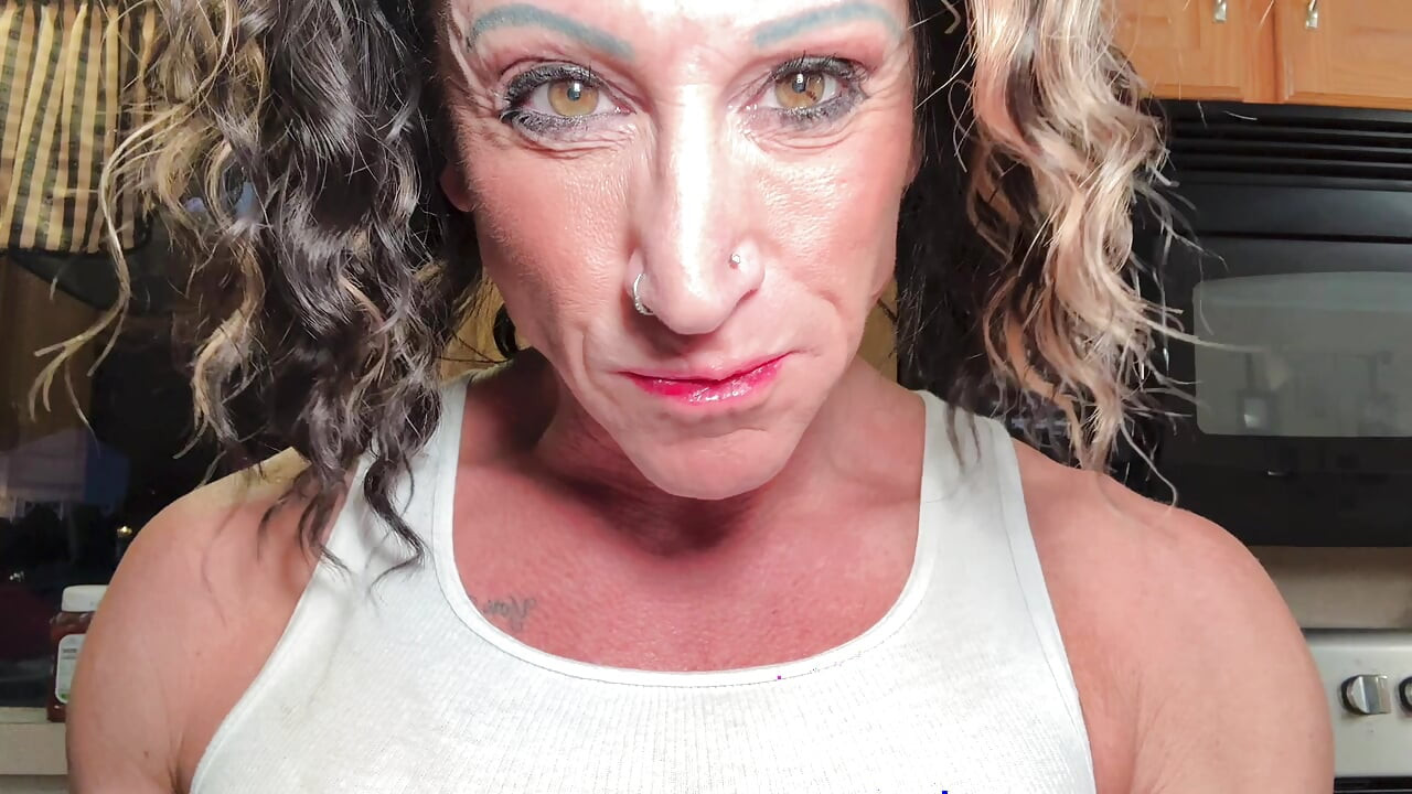 Muscle MILF Ingest Crushing Cuck Kitchen Devour