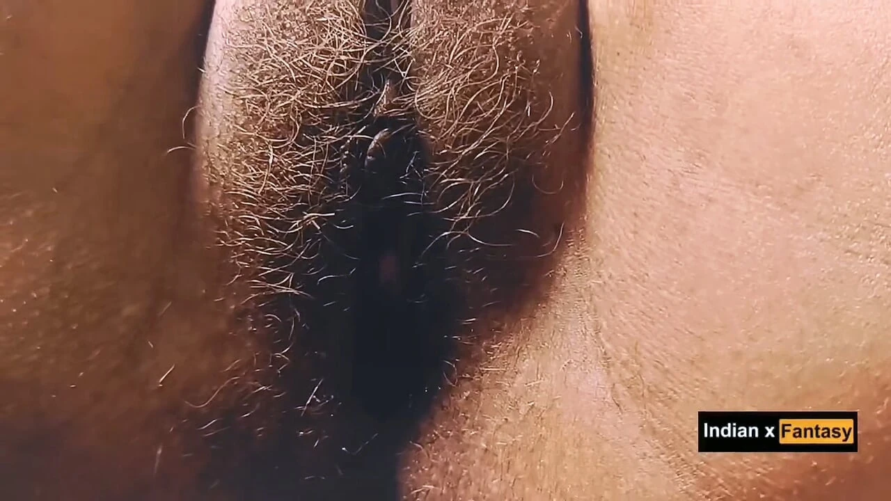 Cameriera bhabhi ko uske cliente in cucina me choda durante la cottura