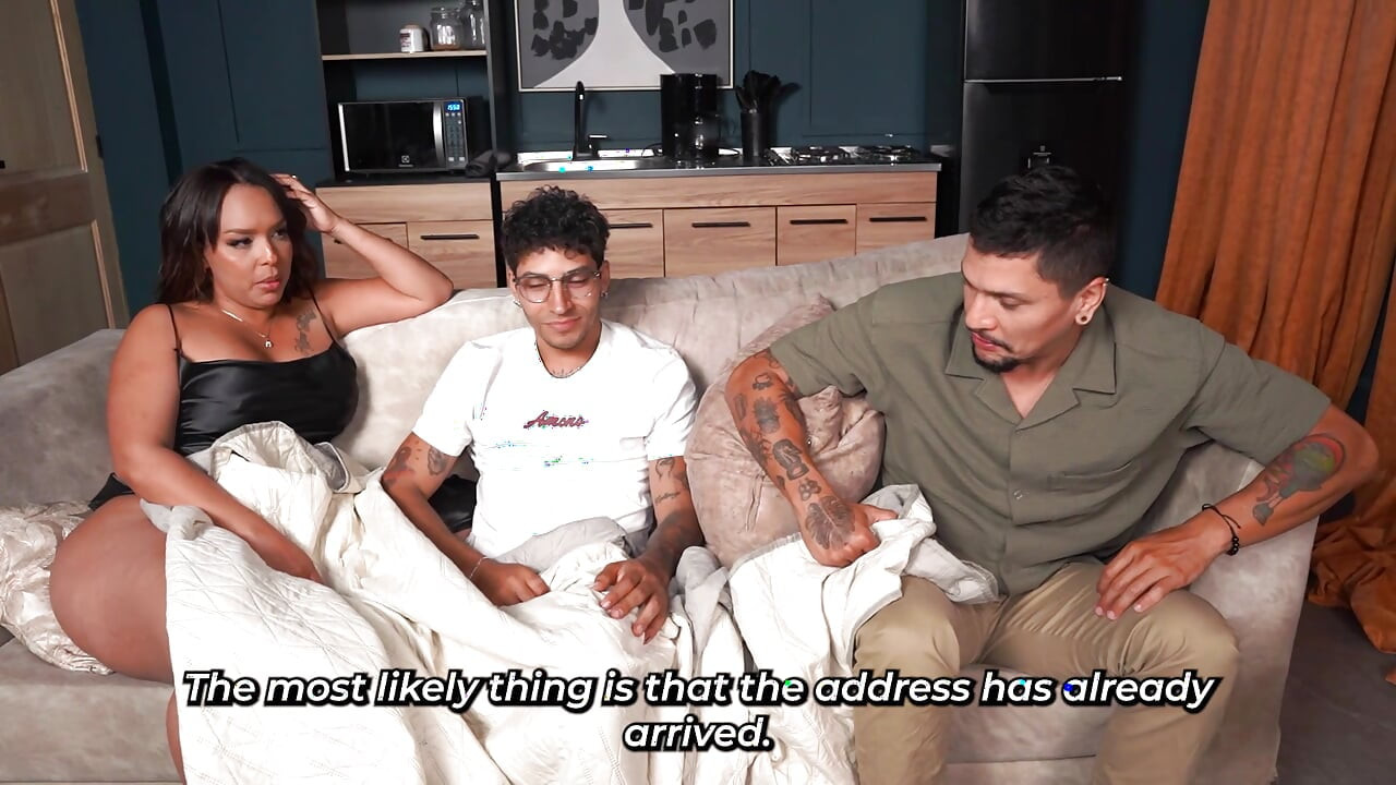 Stepson ends up having sex with his stepmother because his husband doesn't know how.