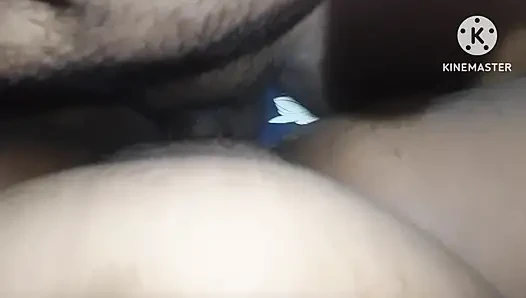 ISTRI DESI MEMBERIKAN GETARAN YANG BAIK